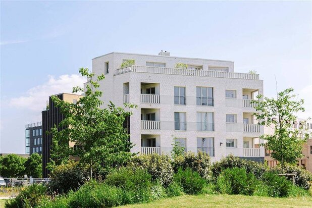 Exclusieve penthouse met 113 m²  terras in nieuwe ontwikkeling nabij het centrum van Gent