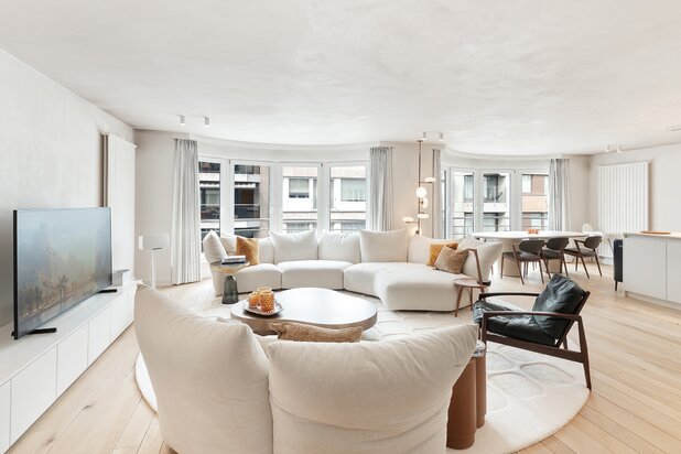 Prachtig vernieuwd appartement (3slpk) nabij het Rubensplein