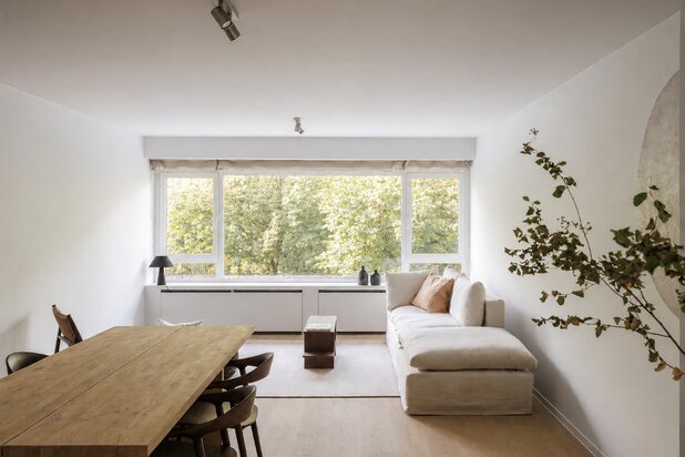 Exclusief gerenoveerd appartement met frontaal zicht op het Citadelpark