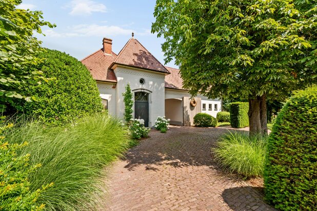 Prachtige villa met 3 à 4 slpks te Voortkapel, Westerlo!