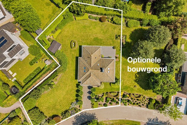 Woning op uitzonderlijke locatie in hartje Hoogstraten met optionele naastliggende bouwgrond!
