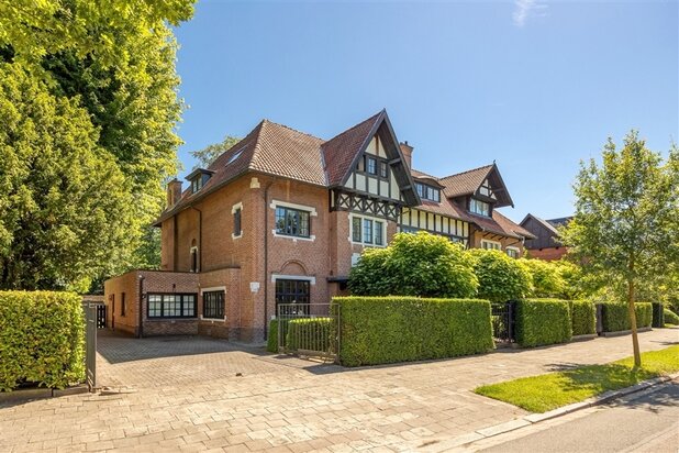 Park Den Brandt ∣ Exceptional semi-detached cottage-style villa