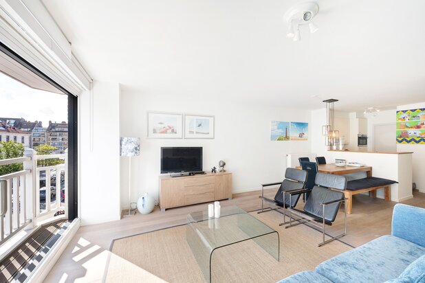 Centraal gelegen appartement in zeer goede staat.