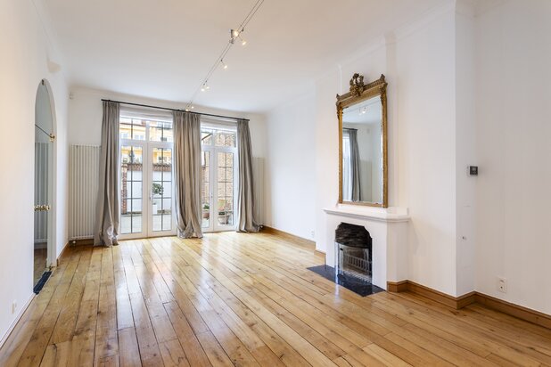 riante duplex in statige herenwoning, hartje Antwerpen