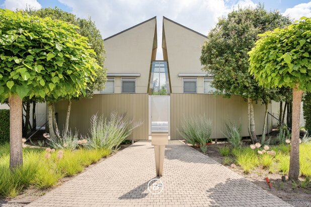 Villa d'architecte avec piscine