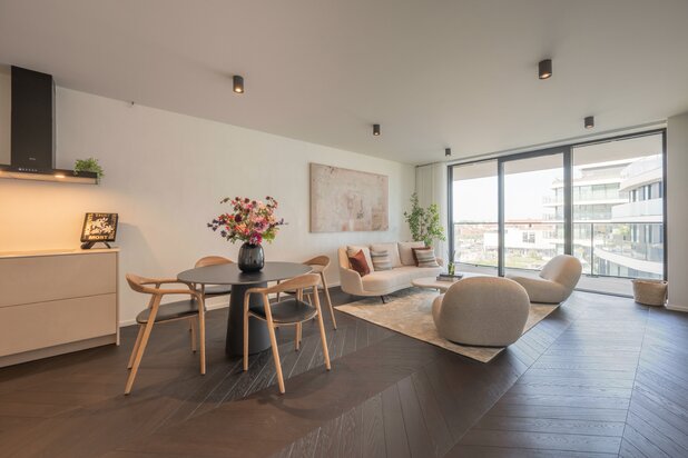 Appartement de luxe avec une grande terrasse ensoleillée dans la résidence The Tower