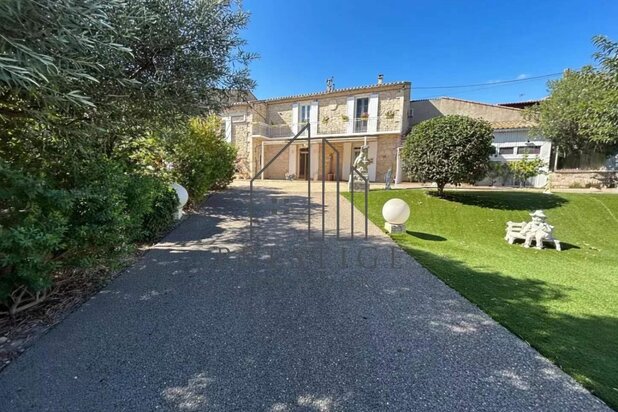 Maison/Villa à vendre à Bellegarde – 3 chambres – 201 m²