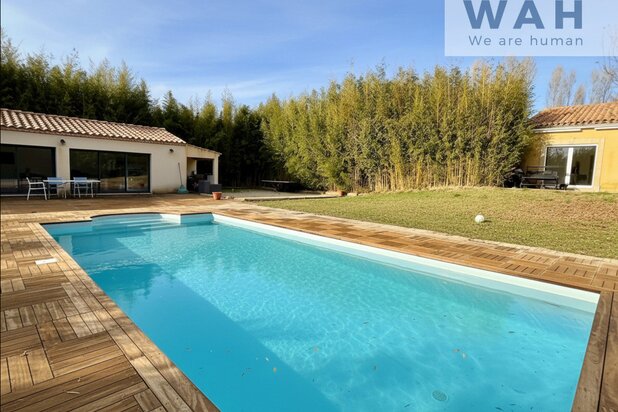 Ensemble immobilier - villa plain-pied de 130 m2 avec piscin