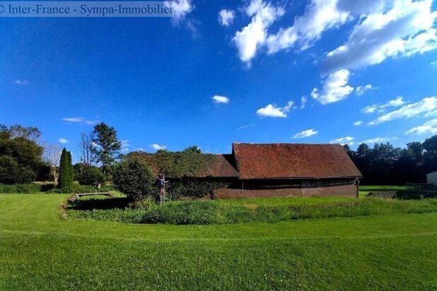 Maison à vendre à Neufchatel en Bray – 20 pièces – 60 000 m² terrain