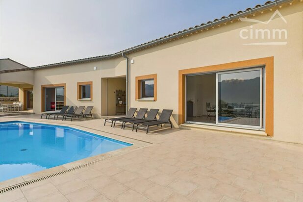 Maison à vendre à Les Vans – 6 chambres – 170 m²