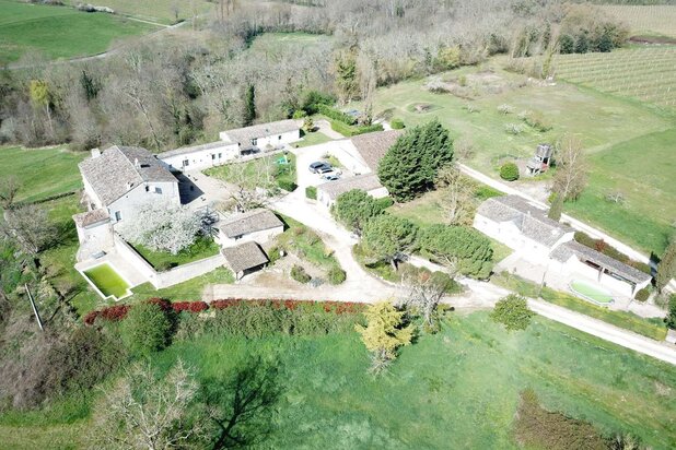 Chambres d hotes ou gite à vendre à Bordeaux – 22 pièces