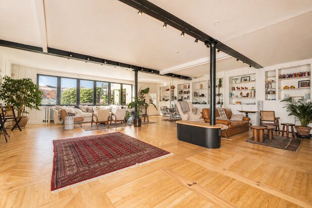 Flagey, uitzonderlijke loft van 330 m² in alle rust