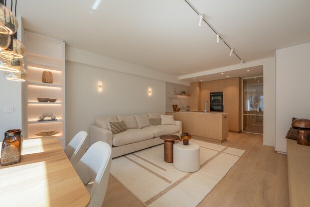 Beautifully renovated apartment near Zeedijk and Lippenslaan