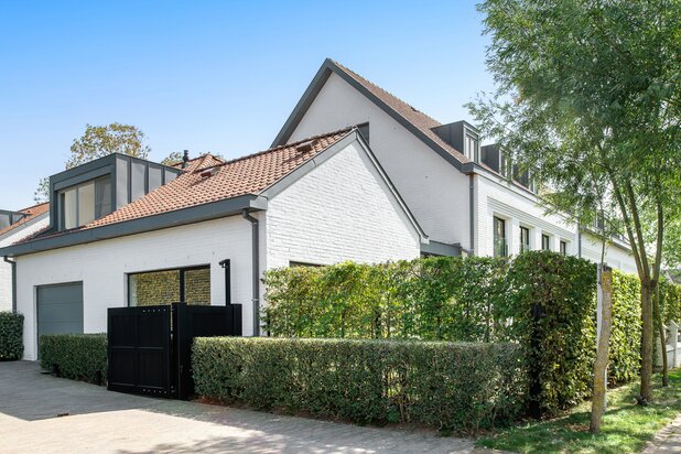 Unieke, lichtrijke droomwoning aan het Oosthoekplein