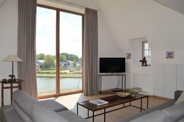 Exclusief appartement van 234m² met Leiezicht