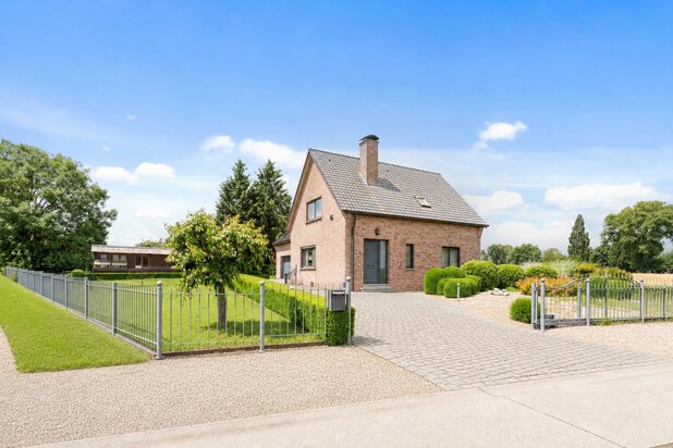 Te koop – Woning in groene omgeving te Brakel