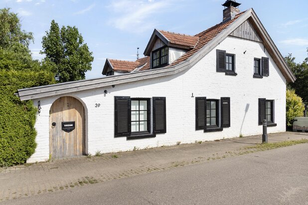 Historisch gebouw te koop in PAPENHOVEN met referentie 19711985413