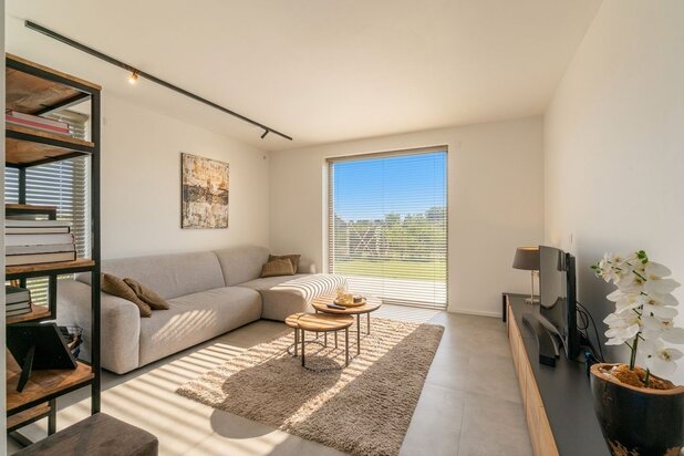 Instapklare 3-gevelwoning met luxe afwerking