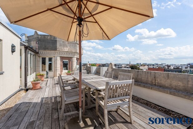 Uniek en riante DUPLEX PENTHOUSE ca. 350m² + ruim DAKTERRAS