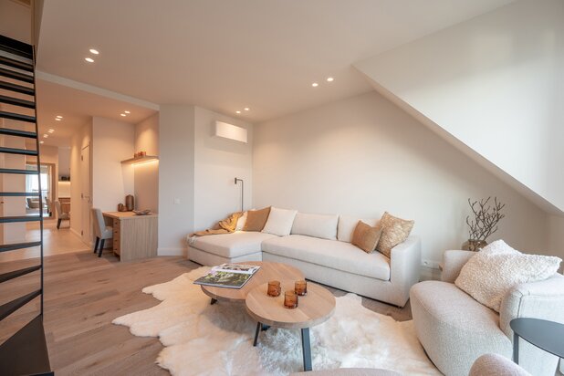 Nieuwbouw PENTHOUSE in hartje Zoute met open zicht...