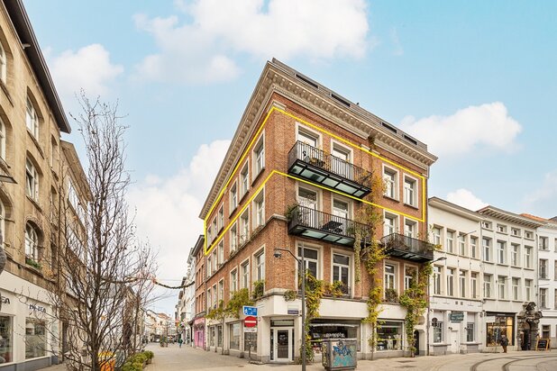 Stijlvol appartement op absolute topligging.