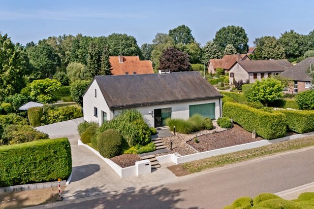 Verrassend eigentijdse woning met unieke architectuur 
