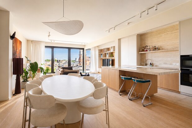 luxueus duplex penthouse met panoramische zicht op het Zuid
