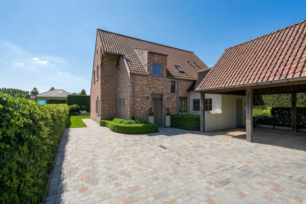 Charming family home in Zwevegem