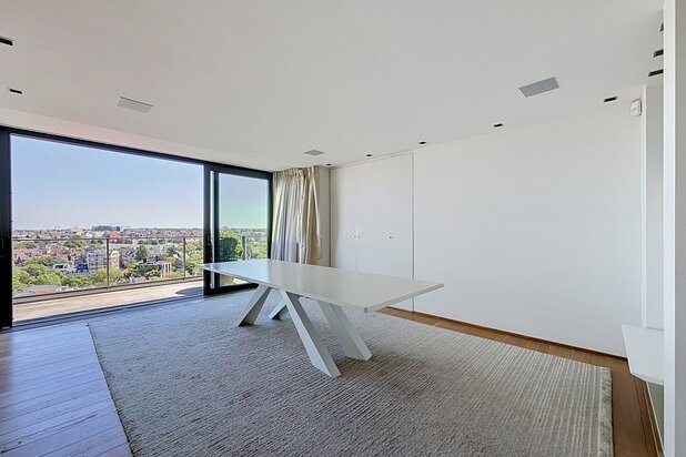 Louise - Jardin Roi : Sublime triplex penthouse + terrasses