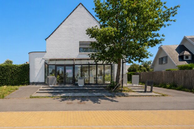 Duplex appartement met ontwikkelingspotentieel op toplocatie aan de Natiënlaan