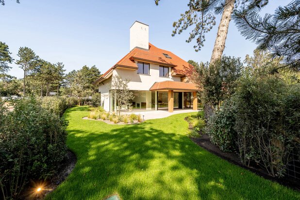 Élégante villa neuve dans un environnement verdoyant