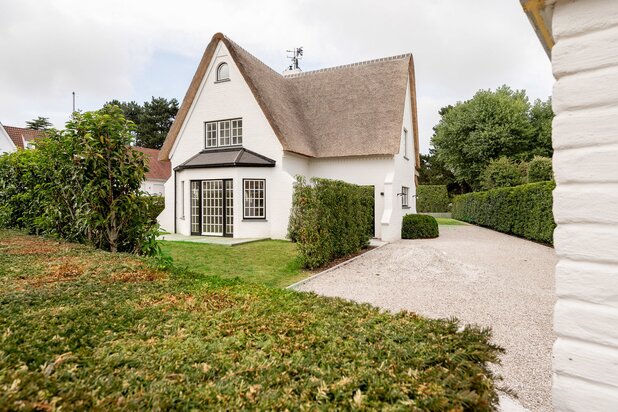 Gerenoveerde villa nabij de Golf