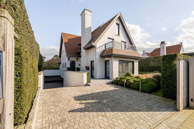 Elegante villa nabij de Magere Schorre