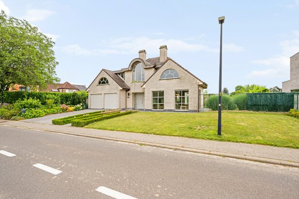 Gunstig gelegen energiezuinige villa op een perceel van 1000m²
