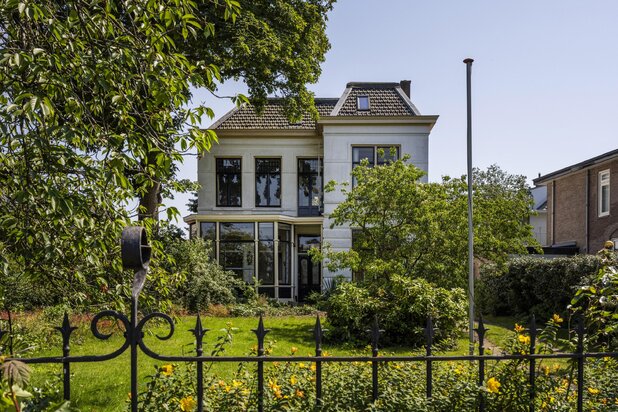 Villa for sale at BUSSUM with reference 19811490772