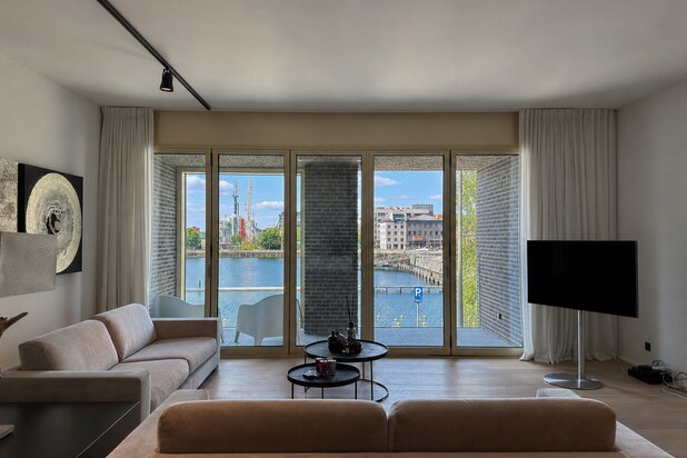 appartement duplex luxueux avec une vue à couper le souffle
