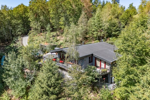Chalet d’exception avec 8.000 m² en pleine nature