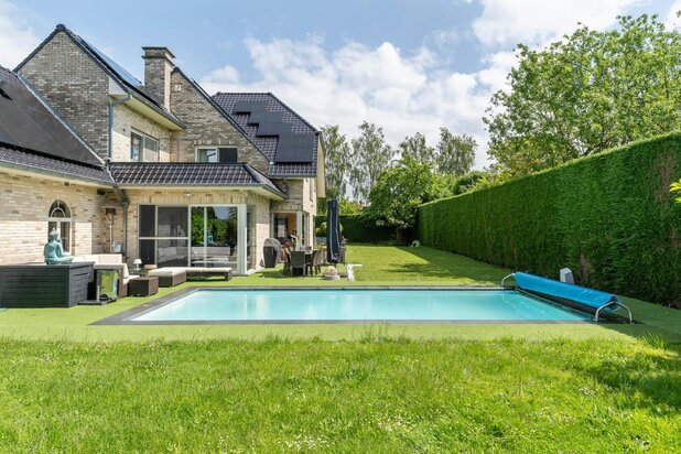 Villa de standing exclusive avec piscine au calme à Wemmel