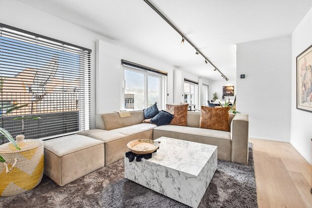 Exclusief penthouse (99m²) met maar liefst 100m² dakterras te Sint-idesbald (Koksijde). 