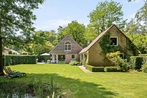 Karaktervolle villa met vele mogelijkheden 