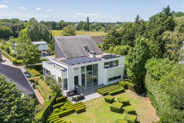 Energy efficient, ultra-modern villa in Essen