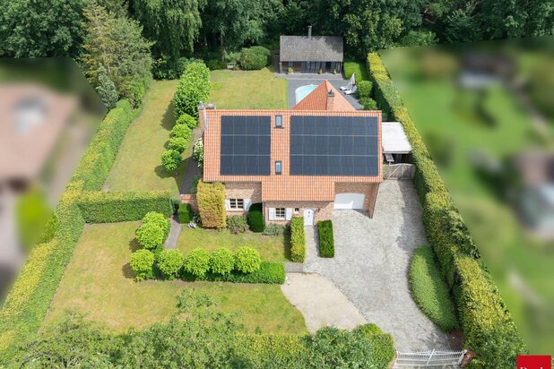 Landelijke villa met zwembad en poolhouse in alle privacy