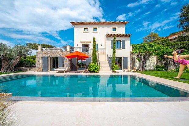 Exceptional Villa with Panoramic Sea Views over Saint-Tropez – Sinopolis