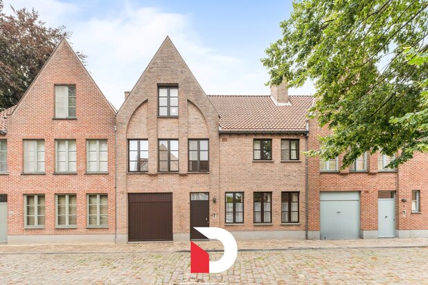 Riante burgerwoning met stadstuin nabij Langerei centrum Brugge