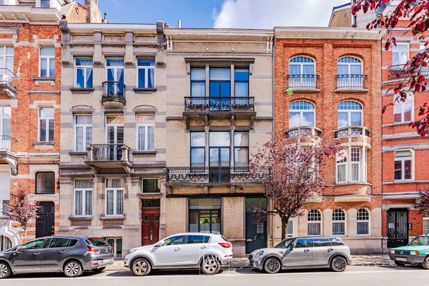 Une maison de maître rénovée avec ascenseur quartier Lepoutre