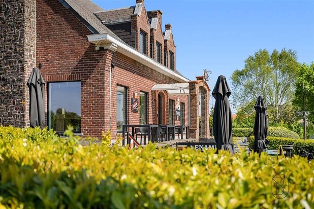 Vergund fietshotel en/of ideale B&B - instapklare uitbating