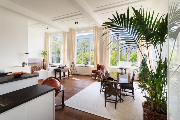 Duplex de caractère avec jardin dans un bâtiment historique entièrement rénové