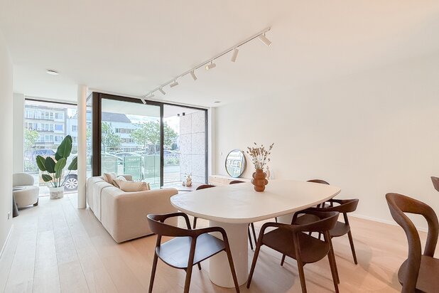 Gelijkvloers nieuwbouwappartement met ruim zonneterras