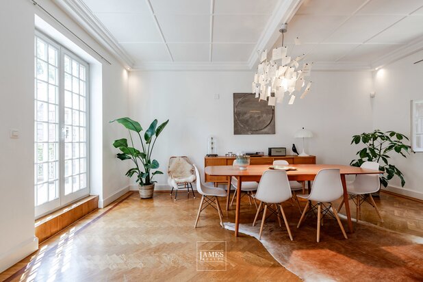 Maison de grand charme Parvis St Pierre