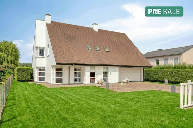 Ruime, mooie woning te koop in Geraardsbergen (Moerbeke)